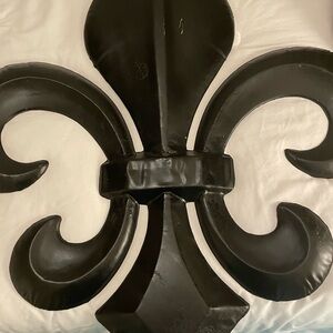 Black Fleur-de-Lis Wall Decor